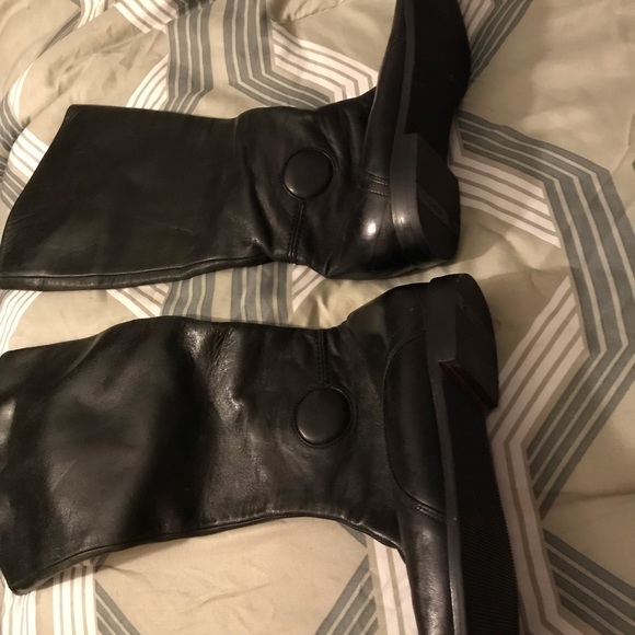 Boots - Picture 2 of 5